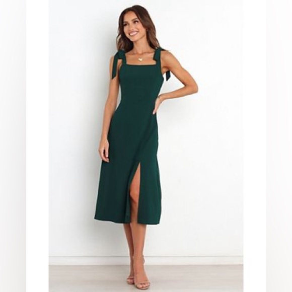 Petal & Pup Laurel Emerald Dress Size 4 B1732 - Picture 1 of 4